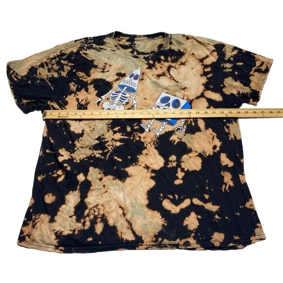 Nickelodeon Halloween SpongeBob SquarePants Patrick Skeletons Grunge Tie Dye Tee - Picture 6 of 11
